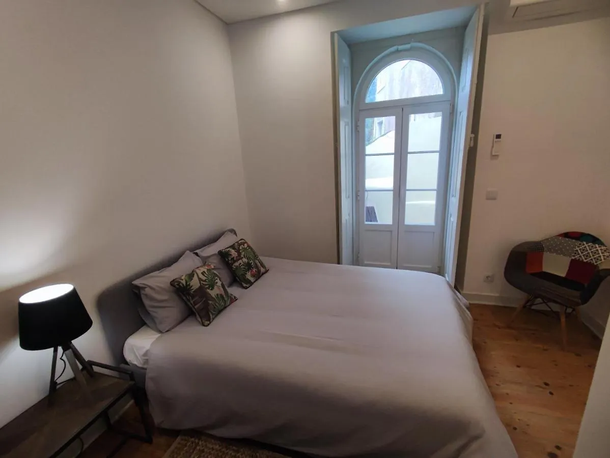 Sintra, T2 In Historic Center With Palace Views, Sintra Portugal