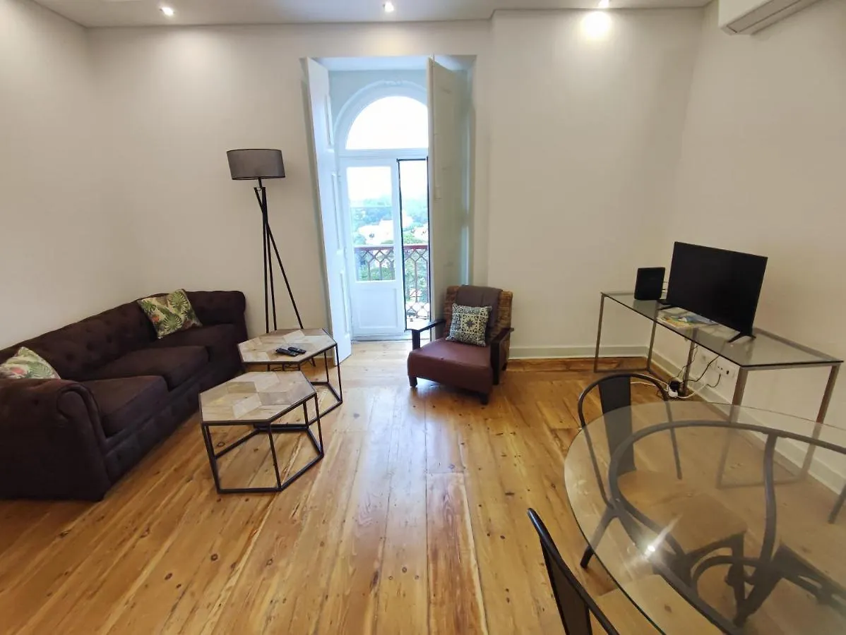 Sintra, T2 In Historic Center With Palace Views, Sintra Apartment